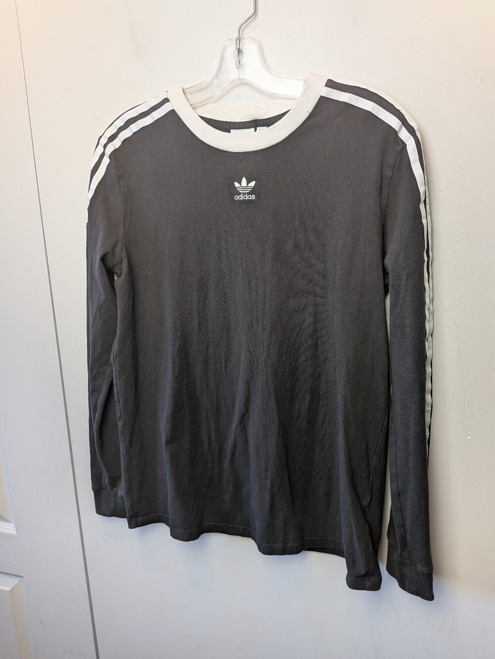 ADIDAS Women Crewneck Long Sleeve Size M Black With White Stripes Preppy Classic